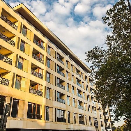 P&O Serviced Apartments Solec Warschau Buitenkant foto