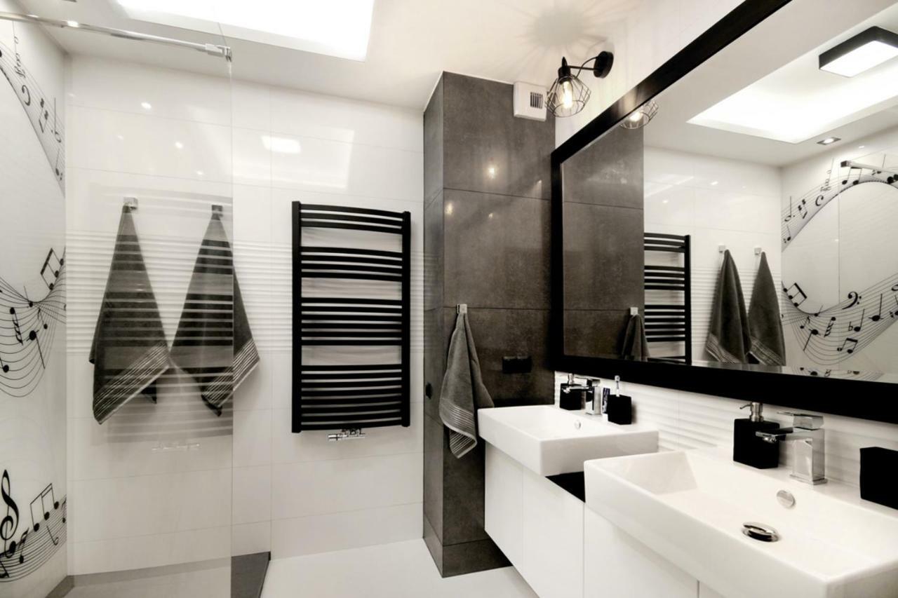 P&O Serviced Apartments Solec Warschau Buitenkant foto