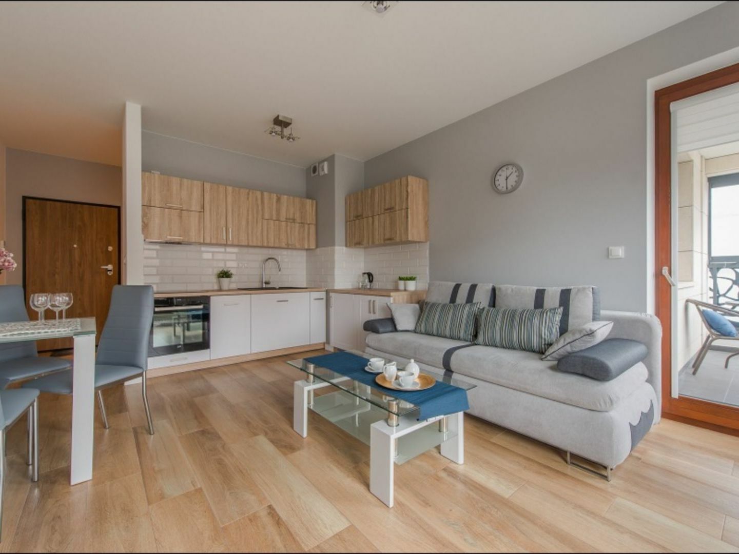 P&O Serviced Apartments Solec Warschau Buitenkant foto
