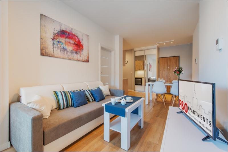 P&O Serviced Apartments Solec Warschau Buitenkant foto