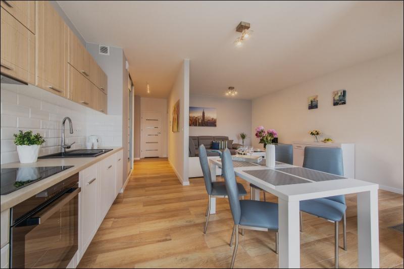 P&O Serviced Apartments Solec Warschau Buitenkant foto