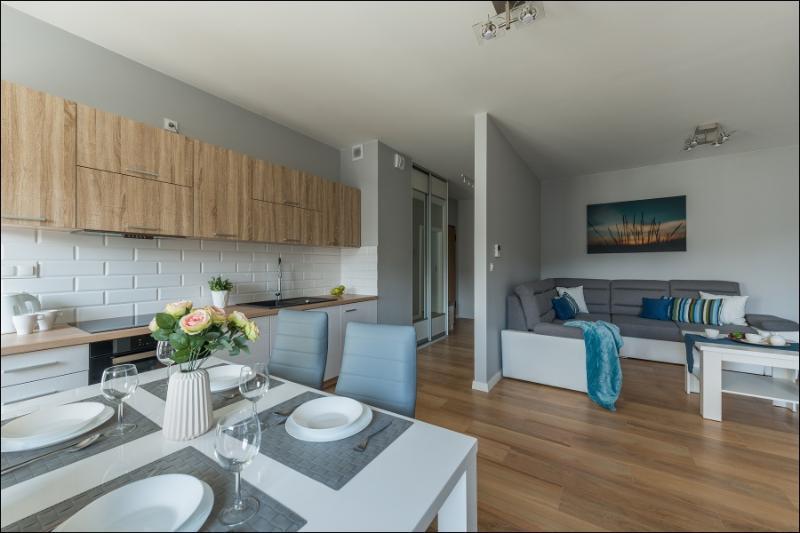 P&O Serviced Apartments Solec Warschau Buitenkant foto